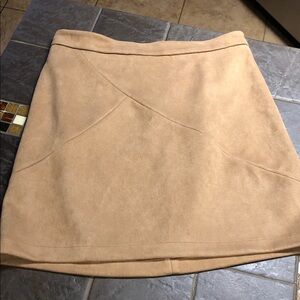 Faux suede mini skirt 🧡